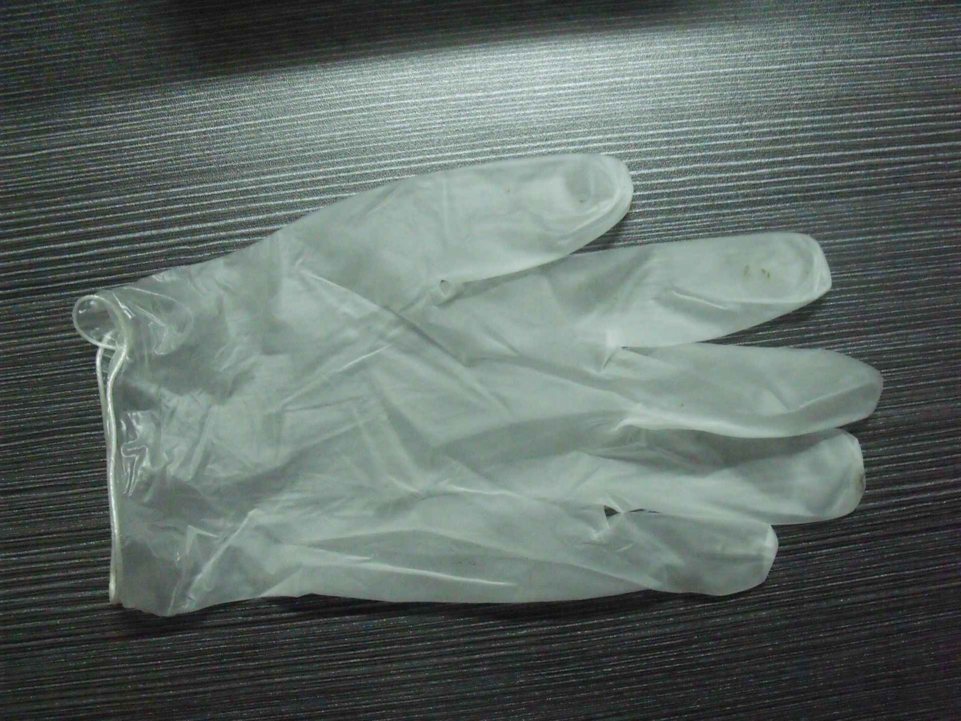 供应一次性vinyl手套 劳保手套 食品厂加工制作手套 pvc手套