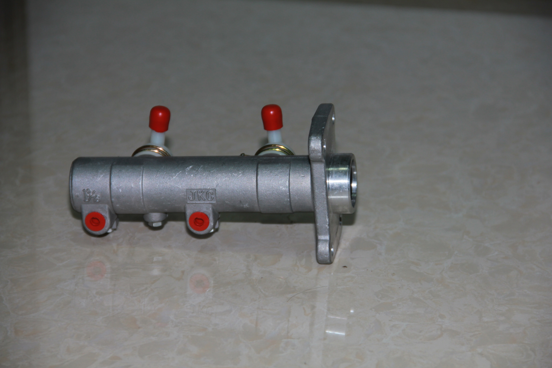 供应三菱液压制动总泵/刹车总泵 mk-321002