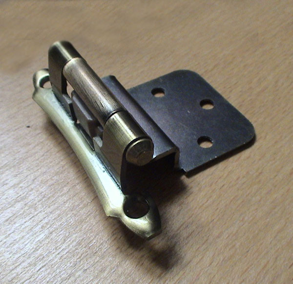 畅销美式弹簧铰链,1.5厚,适用于家具木门,质量稳定,价格优惠