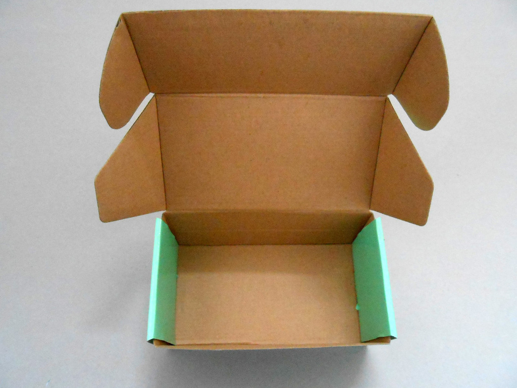 定做工艺品摇盖简洁彩纸盒,异形折叠瓦楞彩盒,工厂直销彩盒图片