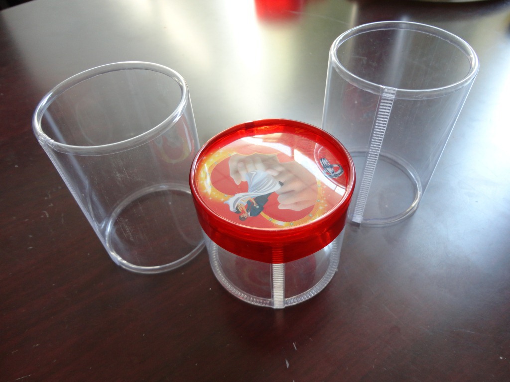 本厂长期生产各类薄壁圆筒及吸塑包装.产品美观大方,质优价廉.