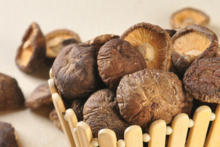 正宗东北野山菇 黑农39°香菇黑龙特产农家天然绿色有机