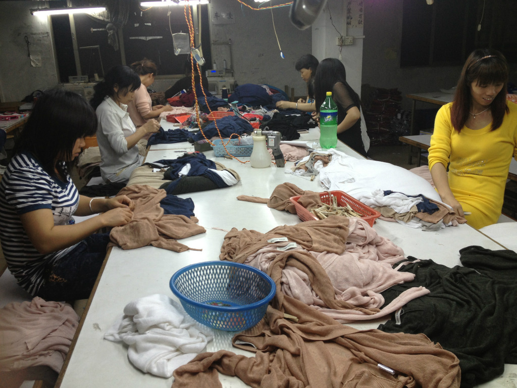 广东垒财针织厂韩版欧美针织衫毛衫1月1日-12月31日淘工厂oem加工