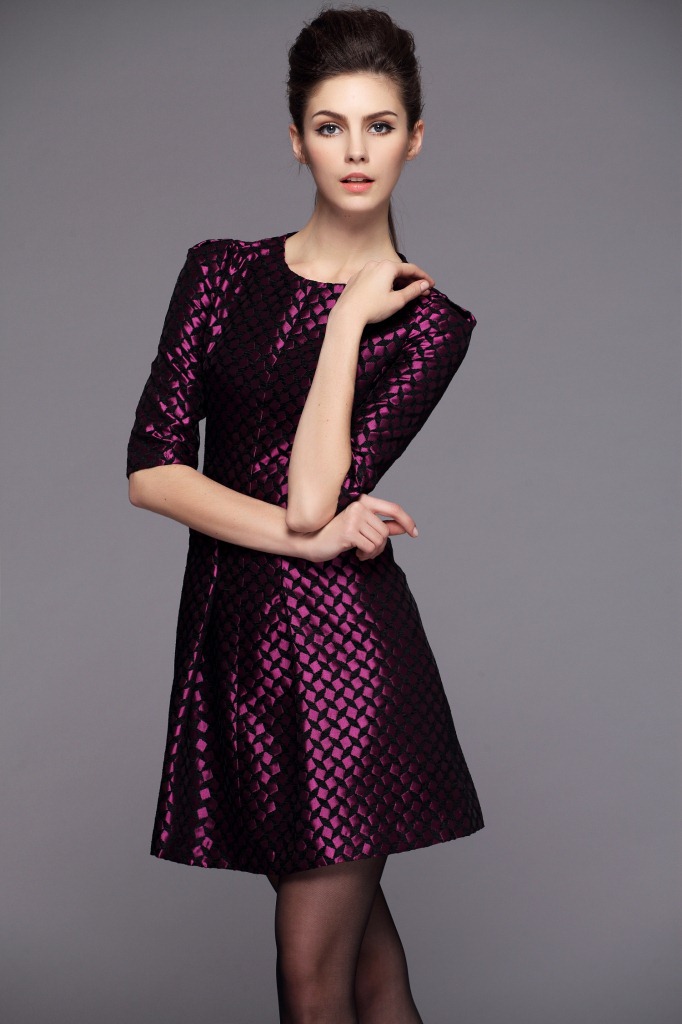 热卖2014女装新款 时尚格子气质显瘦 欧美大牌圆领中袖连衣裙