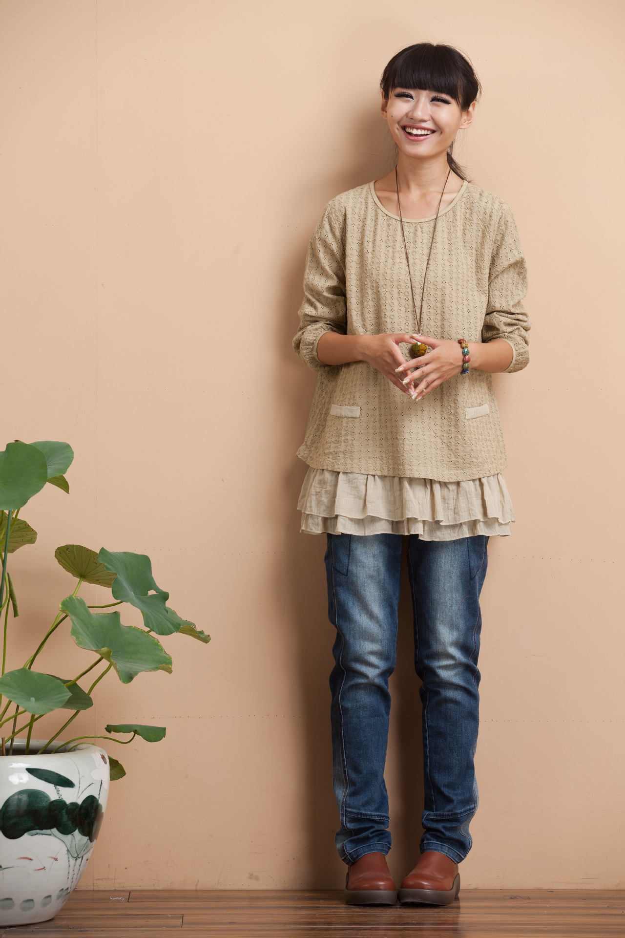 供应2013秋冬新款江南布衣风格棉麻上衣