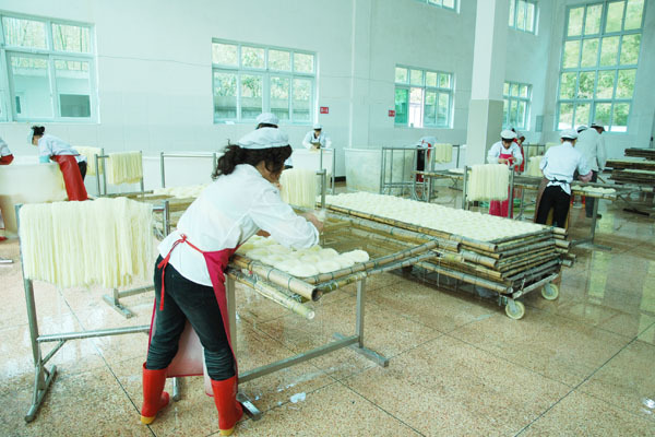 供应600克小白圆粉丝 细腻 顺滑 粉丝批发 玉米粉干 温州粉丝