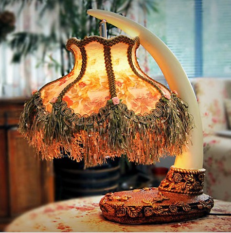 东南亚风格树脂材质象牙台灯 11800