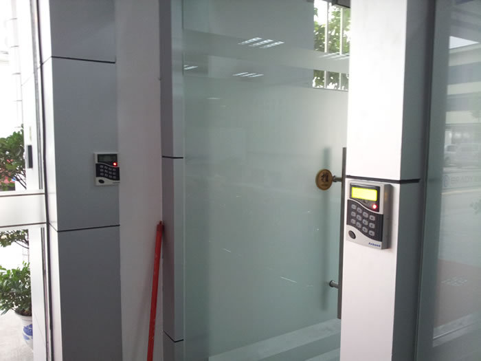 门禁考勤一卡通系统 东莞门禁安装公司 刷卡门禁 联网