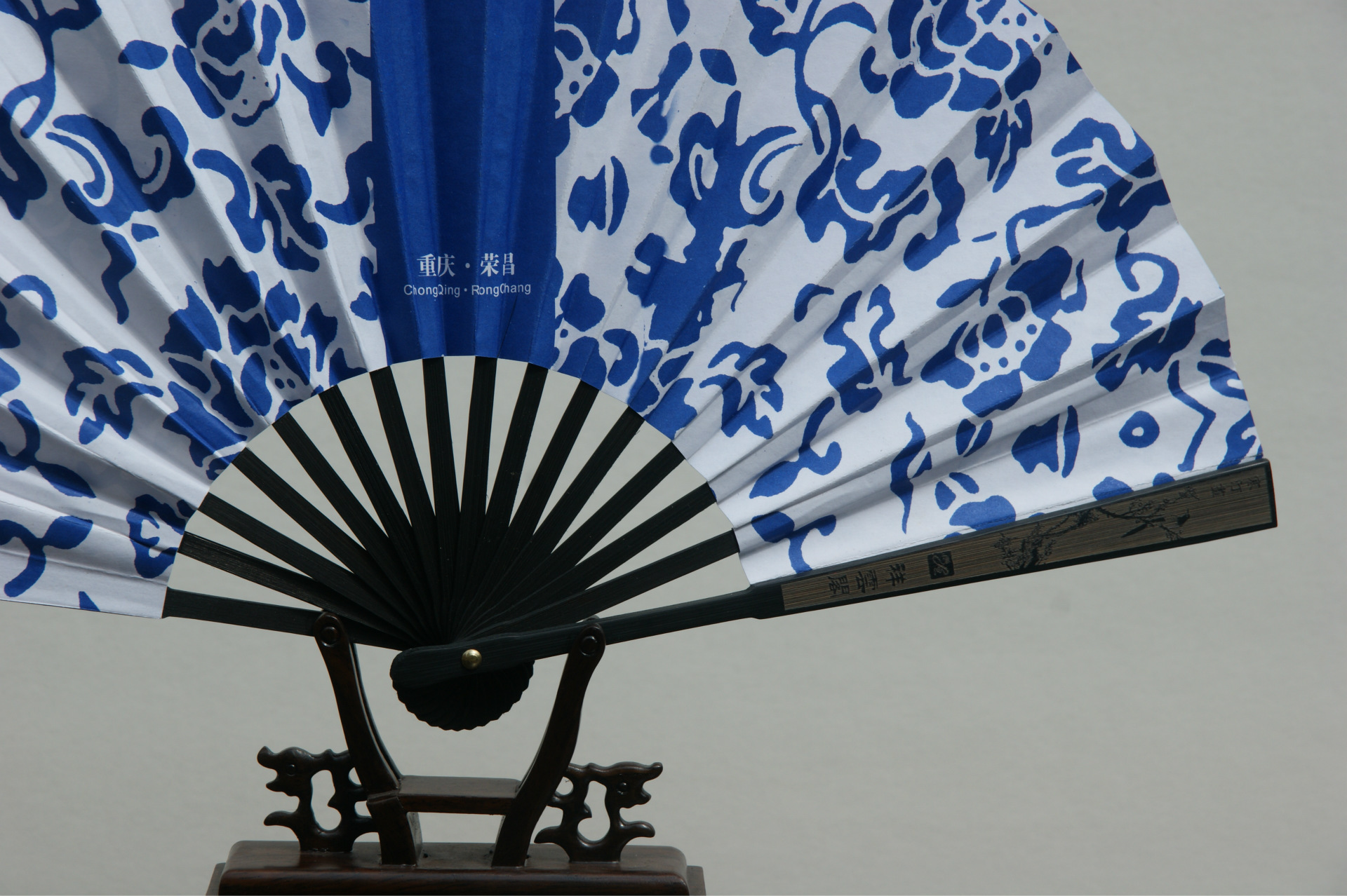 工艺折扇 青花图 23公分 座扇 创意外事礼品 中国特色 包邮