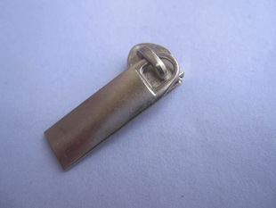 5#尼龙电镀光板面包片拉链头