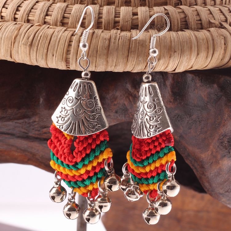 云南昆明新款民族风布艺耳环 铃铛耳饰 云南民族特色女式舞蹈手工布艺