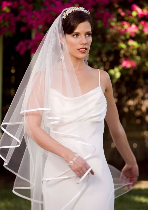 白色新娘头纱】价格,厂家,图片,其他发饰头饰,苏州市金阊区艾微儿婚纱