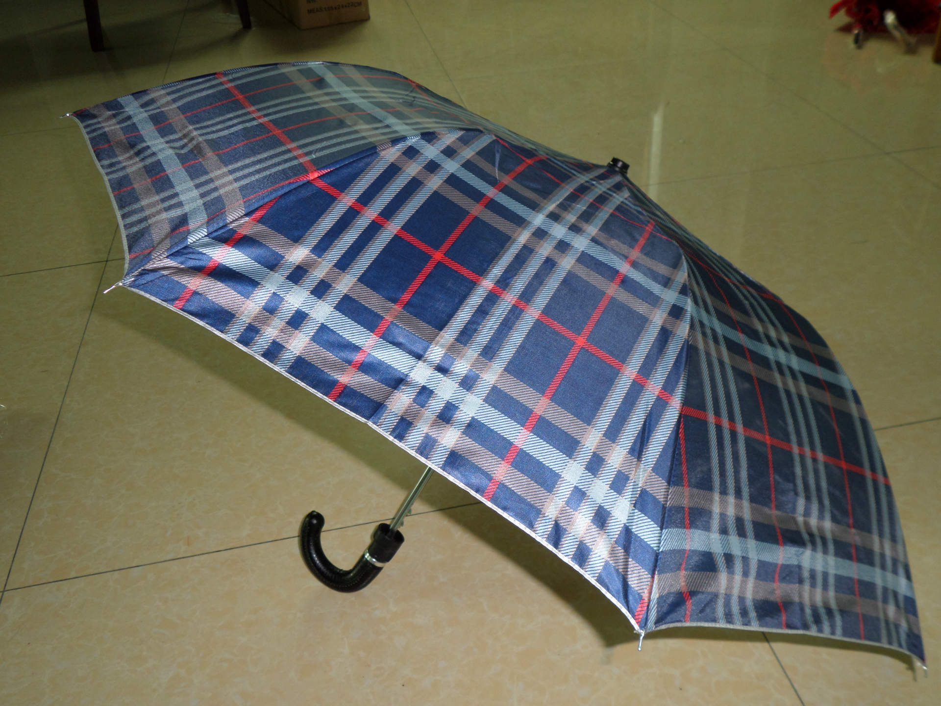 [厂家直销]超值物美价廉格子二折伞,花布二折伞