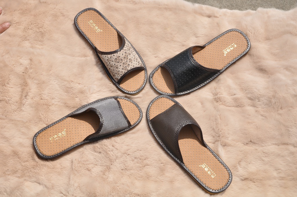 2013夏季新款pu面料牛筋底舒适透气男士凉拖鞋地板拖