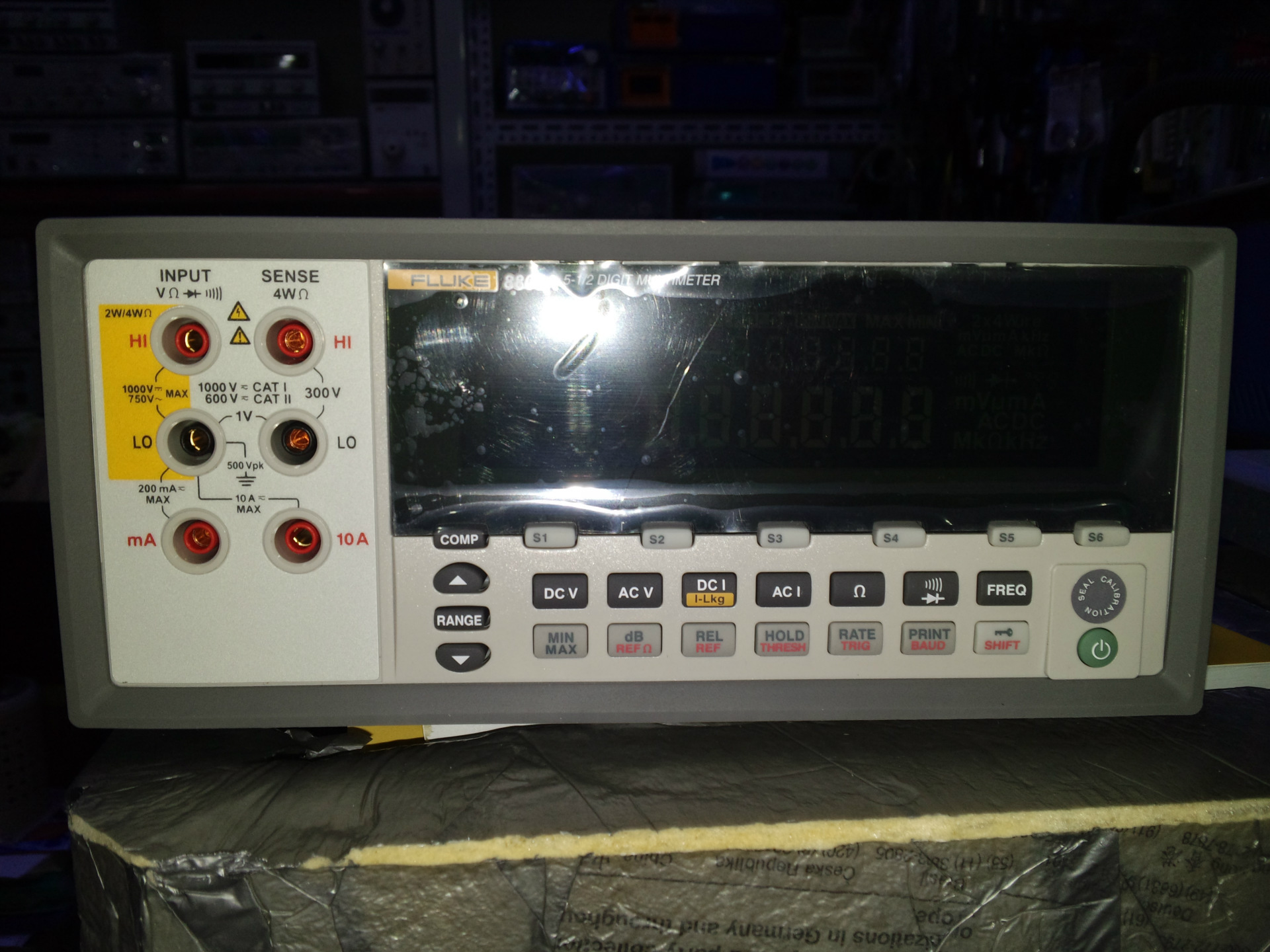 福禄克8808a台式数字万用表