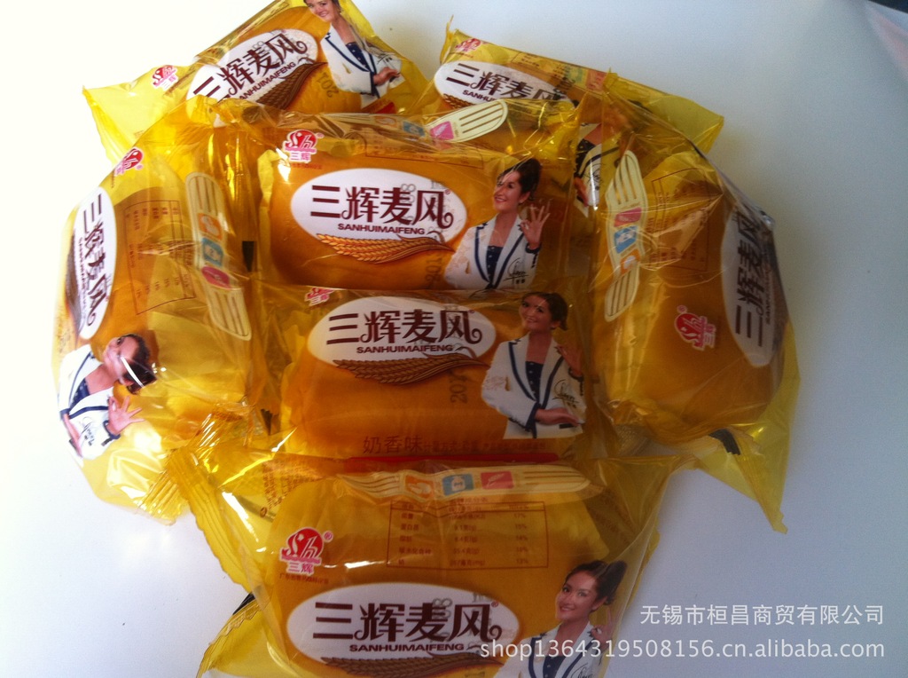 包装 特殊功效:营养 特产:是 品牌名称:三辉麦风 食品名称:双层软面包