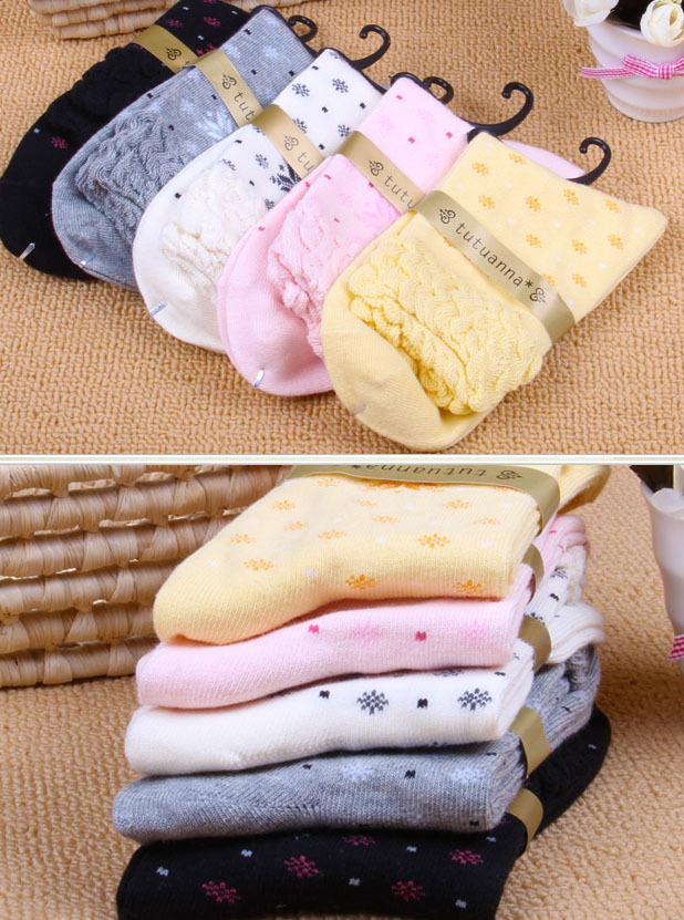 [供应]x203淘宝爆款优臣品全棉大花多层花边女袜子 库存袜子批发(图)