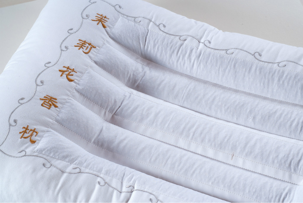 厂家直销 薰衣草枕头 茉莉花枕头批发 护颈保健枕头 太空记忆枕