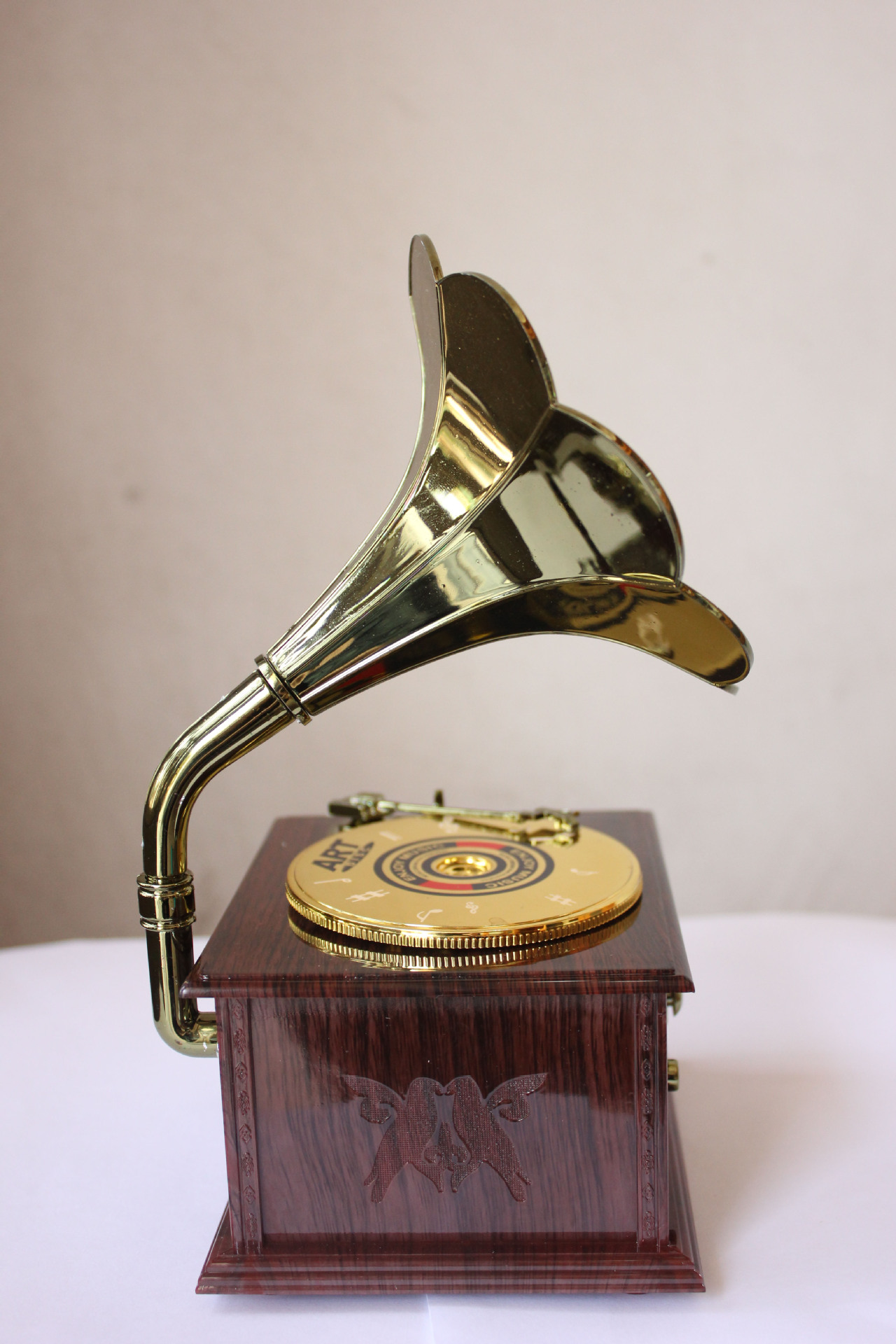 古典创意留声机音乐盒 经典古铜色八音盒 礼物批发