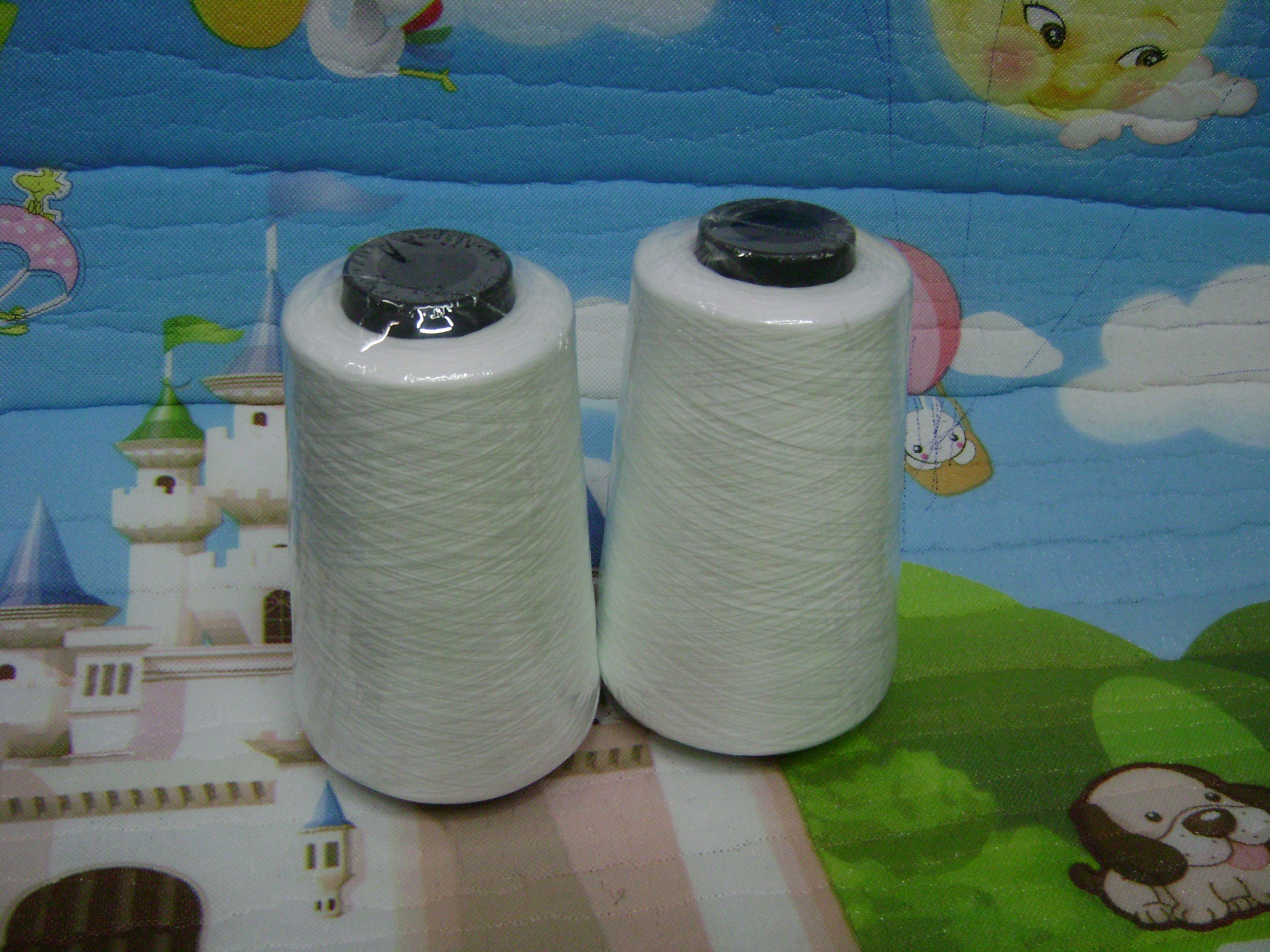 厂家直销本白 150d低弹丝 拷边线 撬边线 280克 蝴蝶结手工线