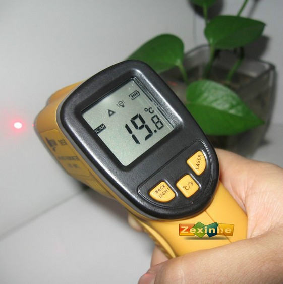 手持式红外测温仪tm550 便携式可测-50~550℃-双金属温度计