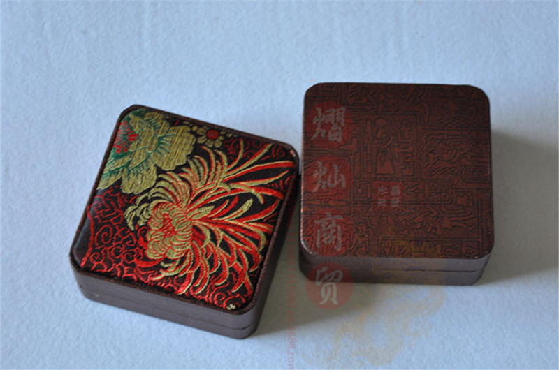 高档首饰盒批发 珠宝饰品盒 手链盒批发 绸缎锦盒 古典风 锦盒