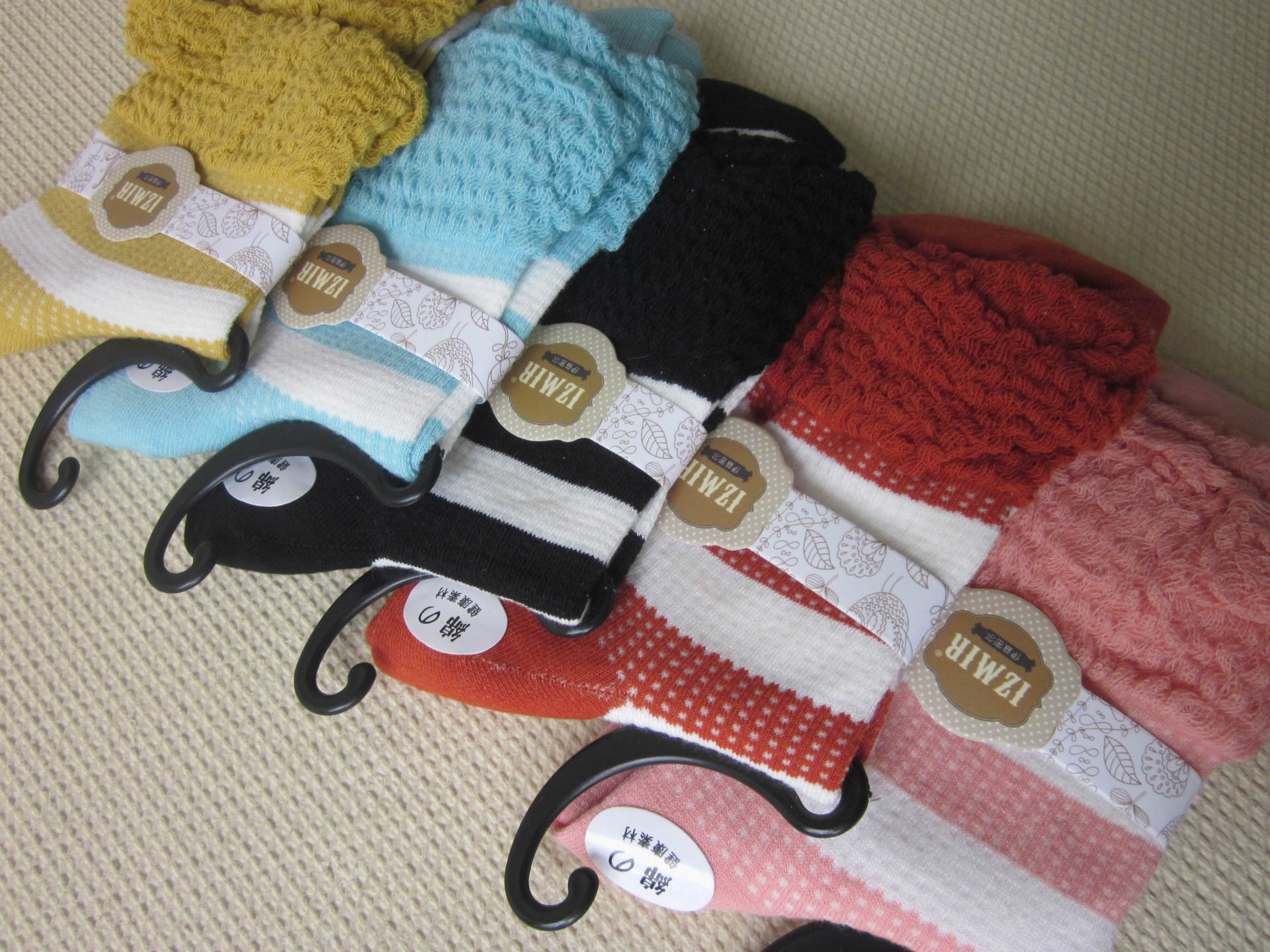 izmar女士森系纯棉条纹大花边袜子 伊兹密尔全棉中筒女袜批发