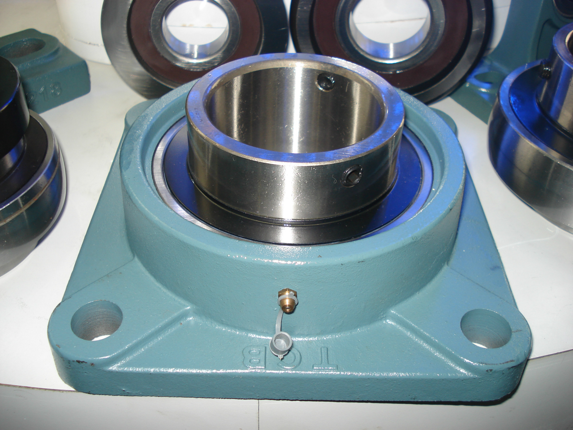 nn3013 圆柱滚动轴承 厂家直销 电梯专用滚动轴承 lmb关节直线轴承