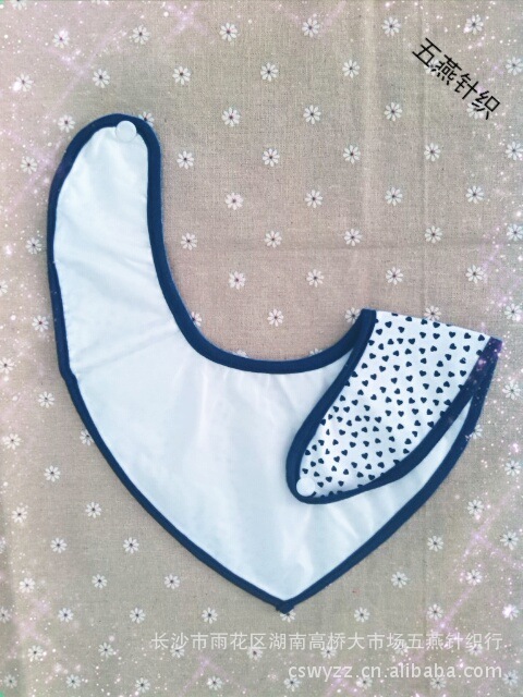 厂家直销 婴幼儿用品 米豆酷尔三角防水口水巾 量大从优