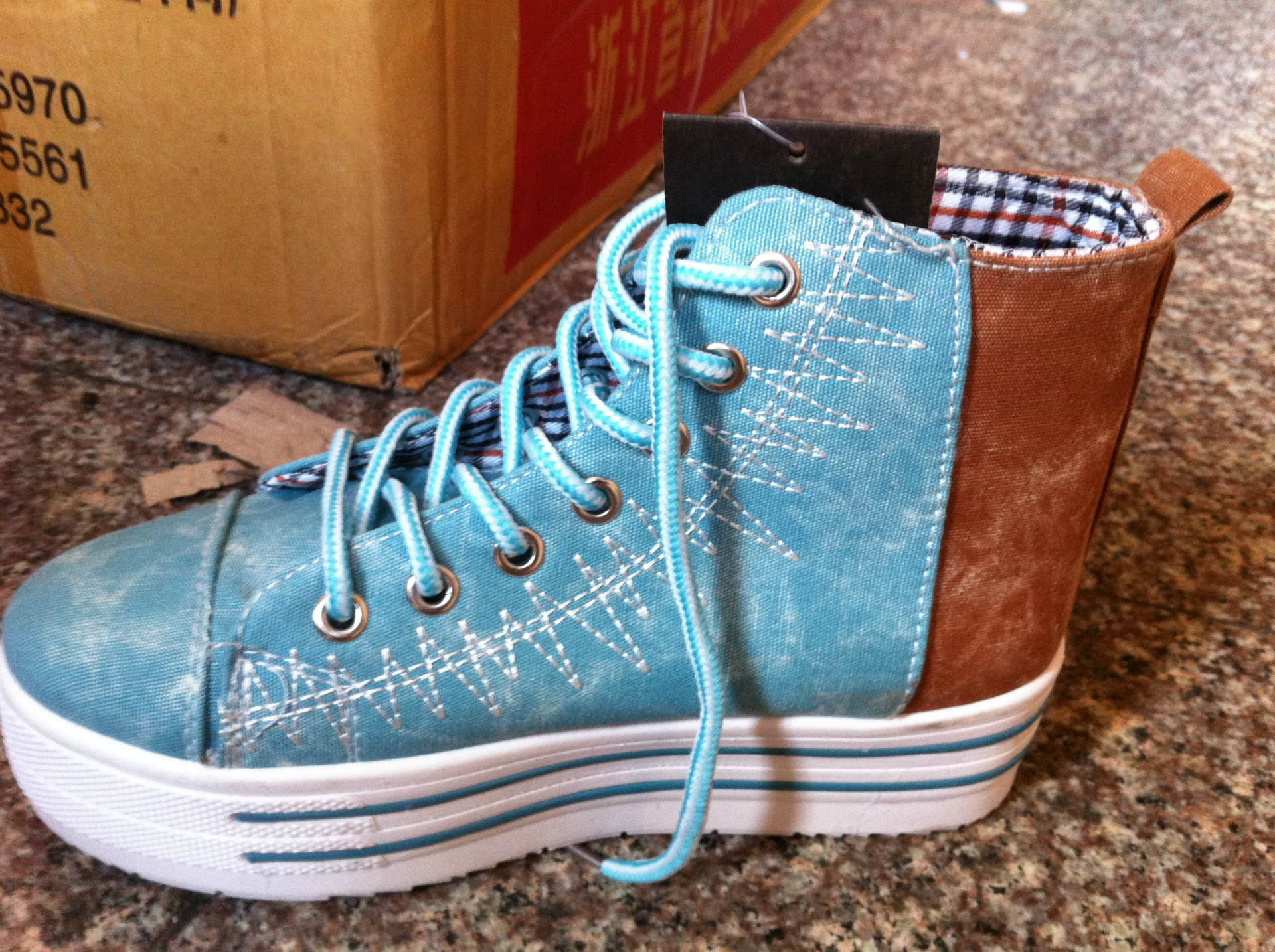 供应2013拉链增高厚底潮流人气休闲热卖时尚秋季热卖女帆布鞋