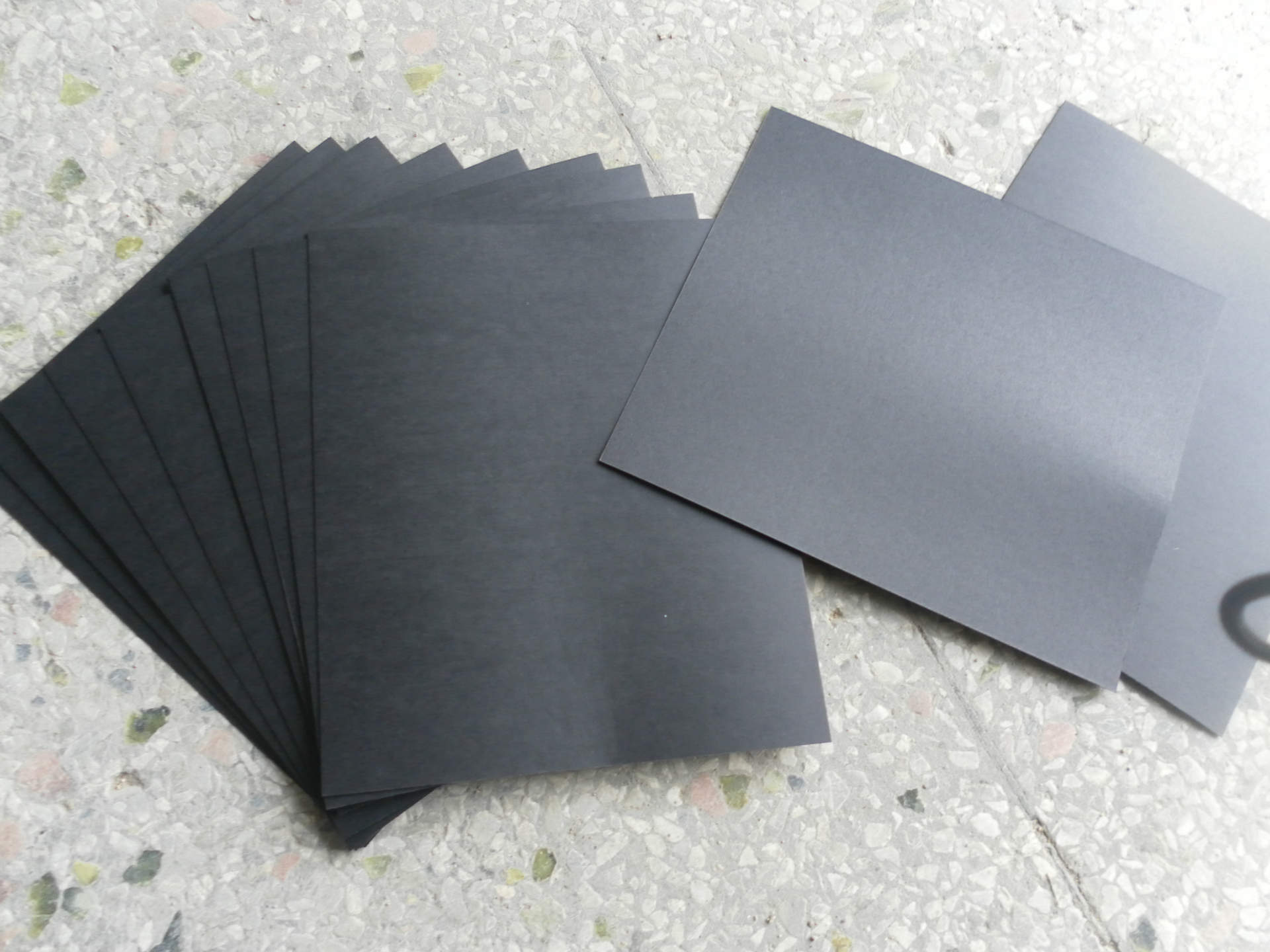 0mm】黑卡纸,加工厚板双面黑卡纸 双面透心黑卡纸