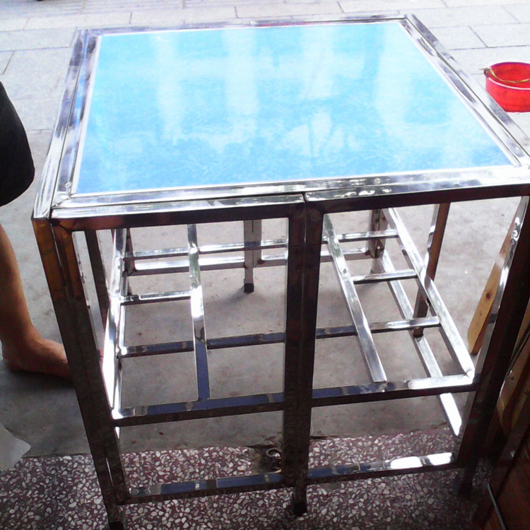 供应不锈钢桌子 不锈钢烤火桌带隔层 不锈钢餐桌
