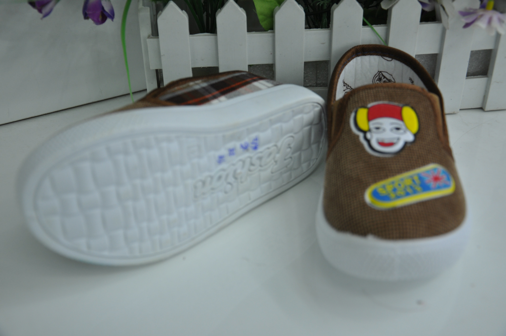 2013秋季新款 可爱光头强儿童单鞋 透气舒适布鞋 平底单鞋批发