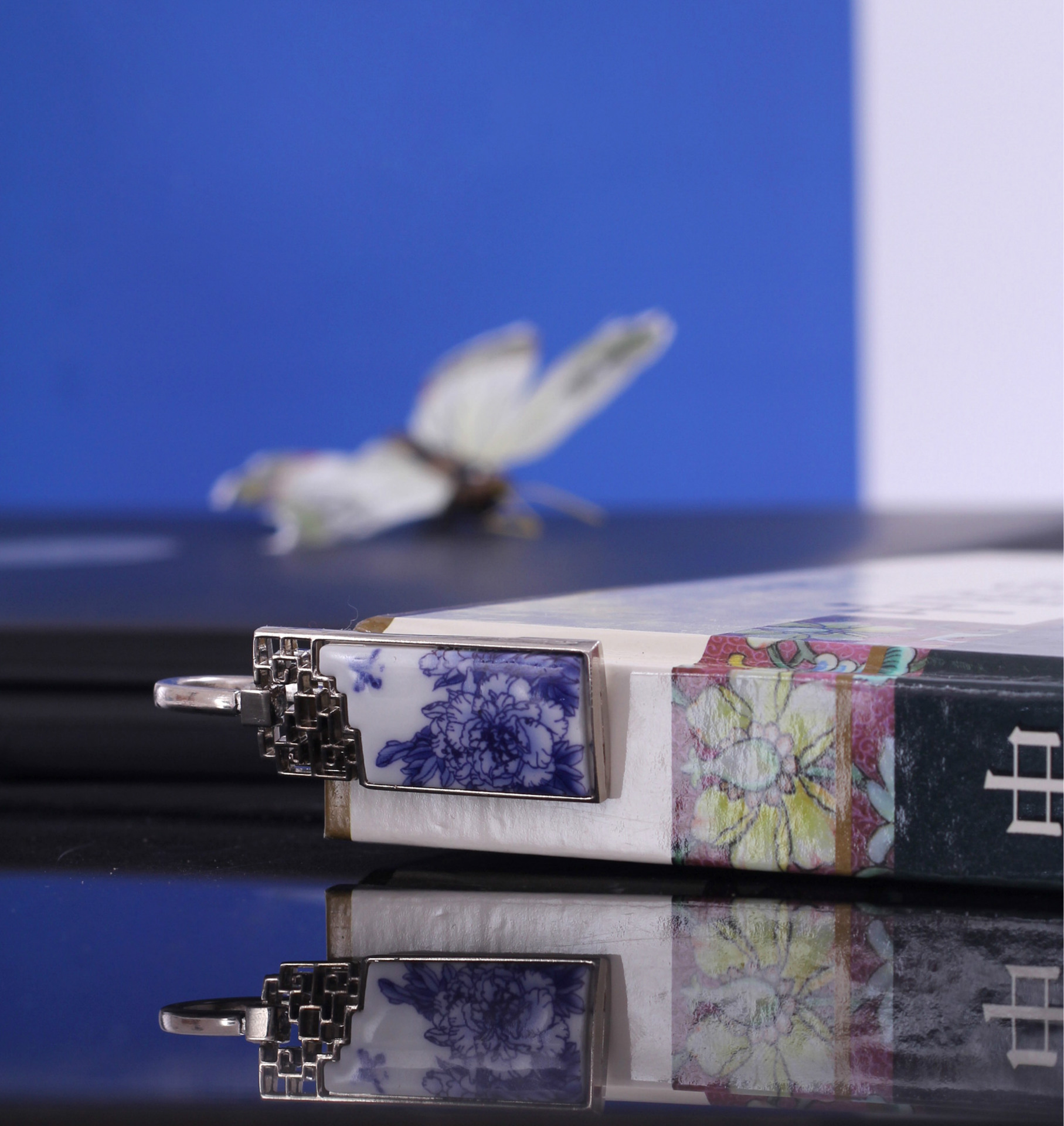 供应景德镇陶瓷书签 精美礼品书签 青花书签 创意书签 定制logo