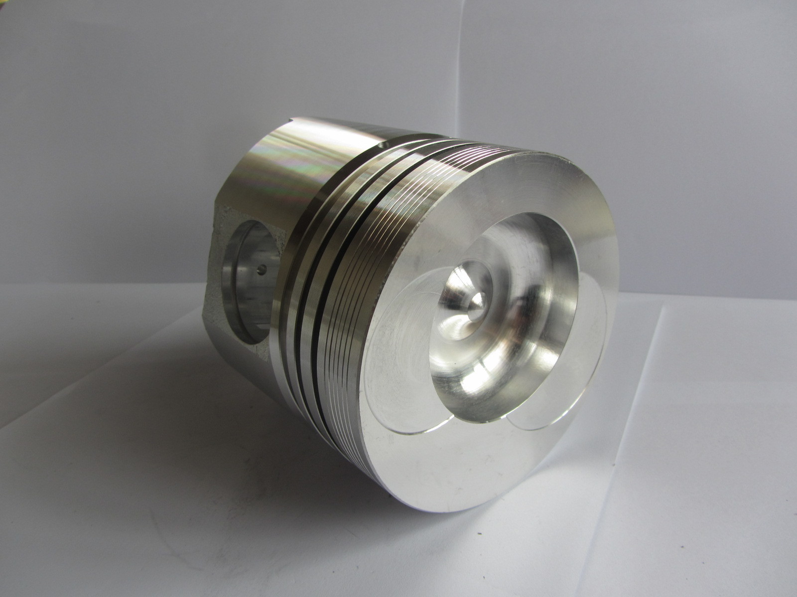 活塞厂家直销内燃机专用多缸活塞sl2110 品种多 是您的首选