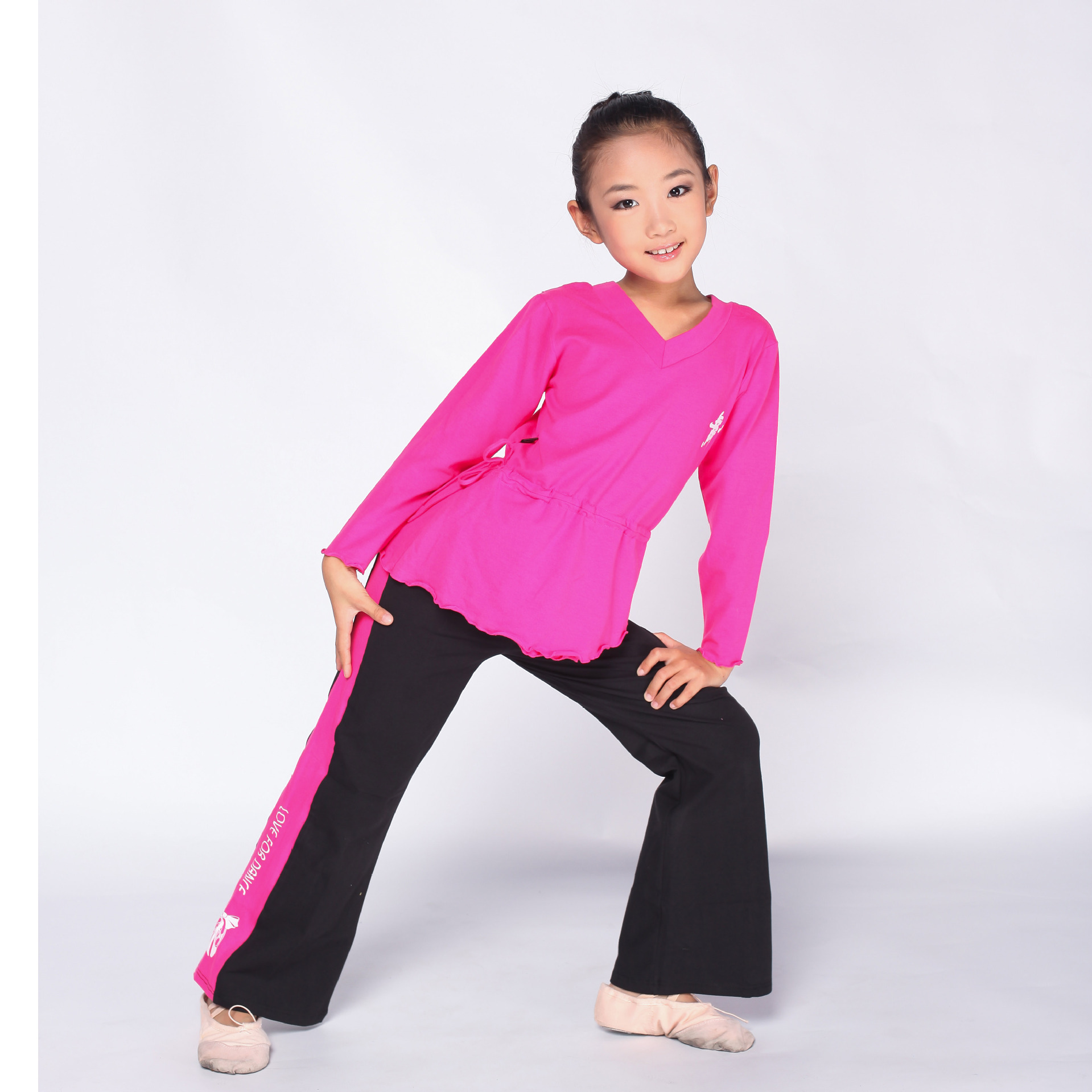 厂家直销 悦爽新款儿童舞蹈套装 少儿练功服 拉丁服 园服