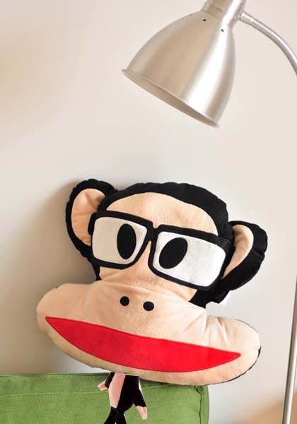 圣诞节礼物大嘴巴猴子 大嘴猴家居沙发车载抱枕靠垫 大嘴公仔图片_3