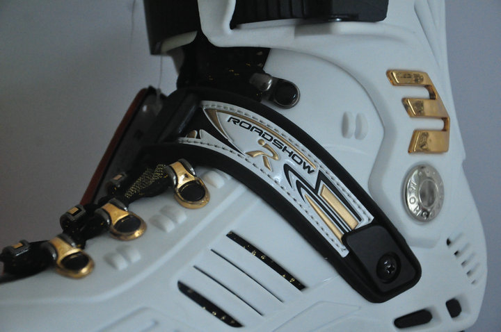 法国乐秀rx6轮滑鞋溜冰鞋金峰平花鞋旱冰成年男女轮滑平花鞋