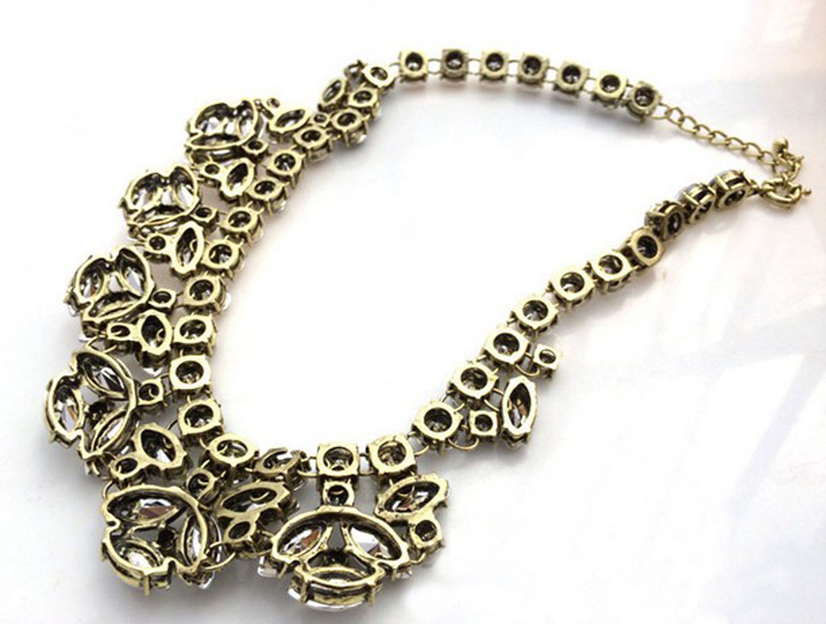 欧美秋冬满钻合成宝石白色水晶项链淘宝速卖通代发货