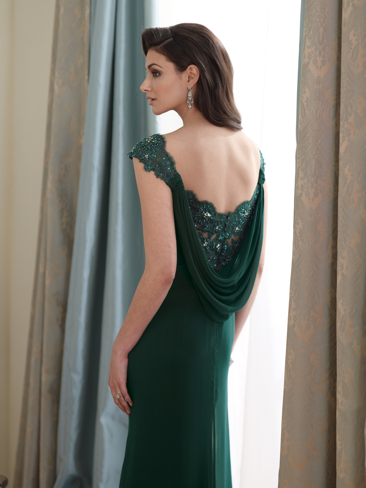 2013欧美主打款蕾丝镂空晚礼服 一字肩亮片收腰晚宴礼服妈妈装