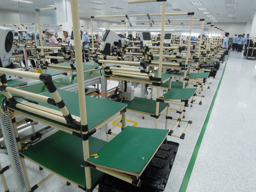 精益手机组装生产线