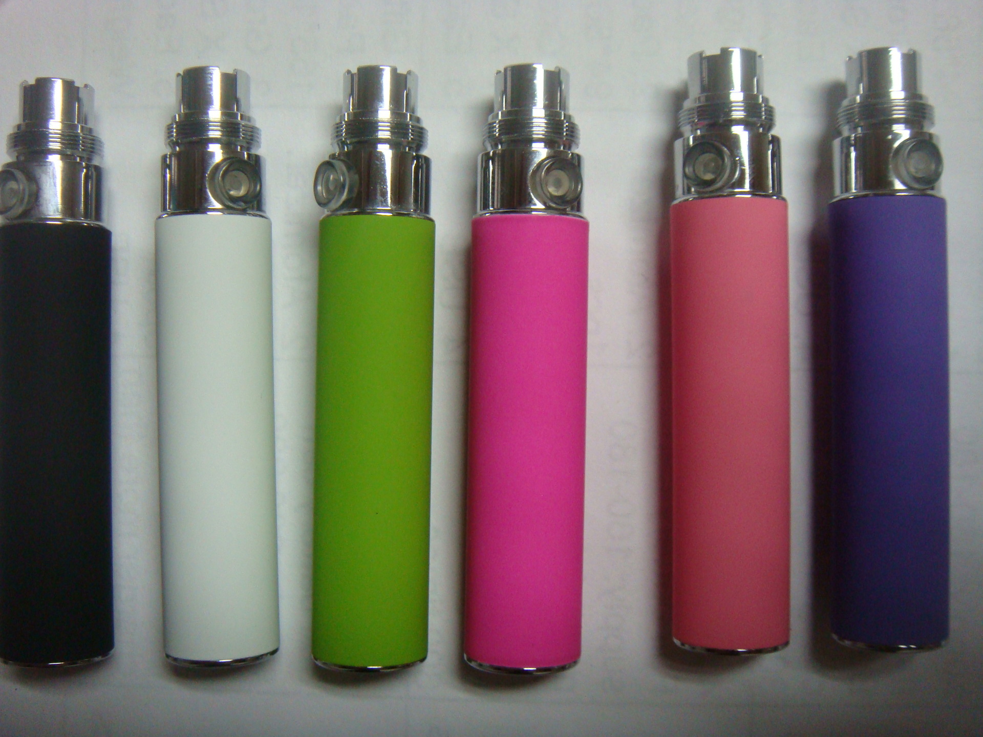 时尚新款电子烟ego-t,正版笔挂式电子烟