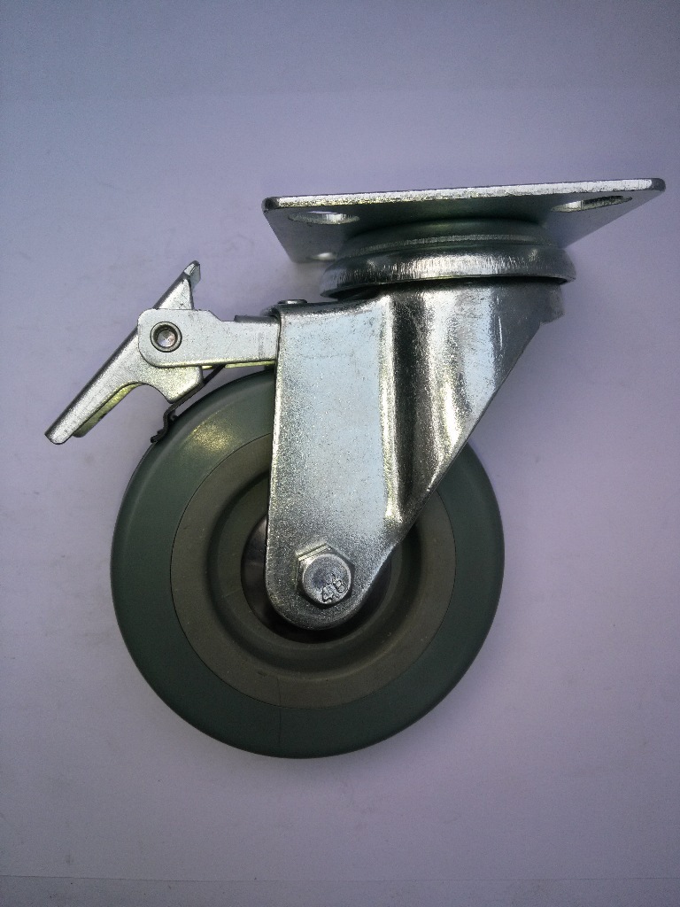 批发供应 3寸平底系列 铁刹 万向 脚轮支架