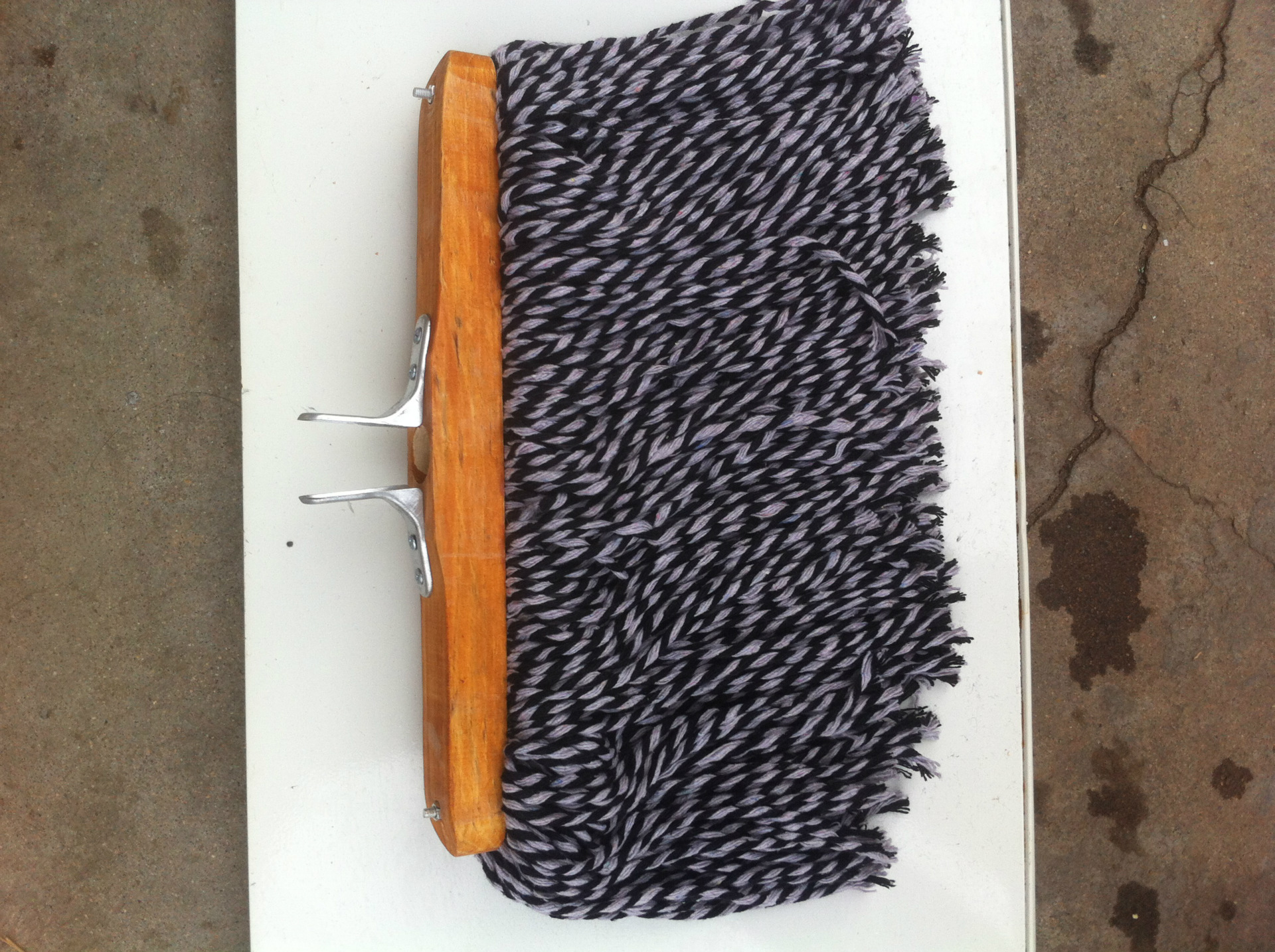 厂家供应拖把配件铁拖把头木拖把头棉线拖把头