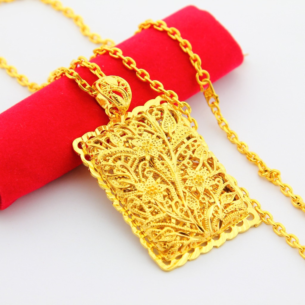 供应男女款式 24k金黄金项链 花纹方牌黄金吊坠 结婚礼物jp111