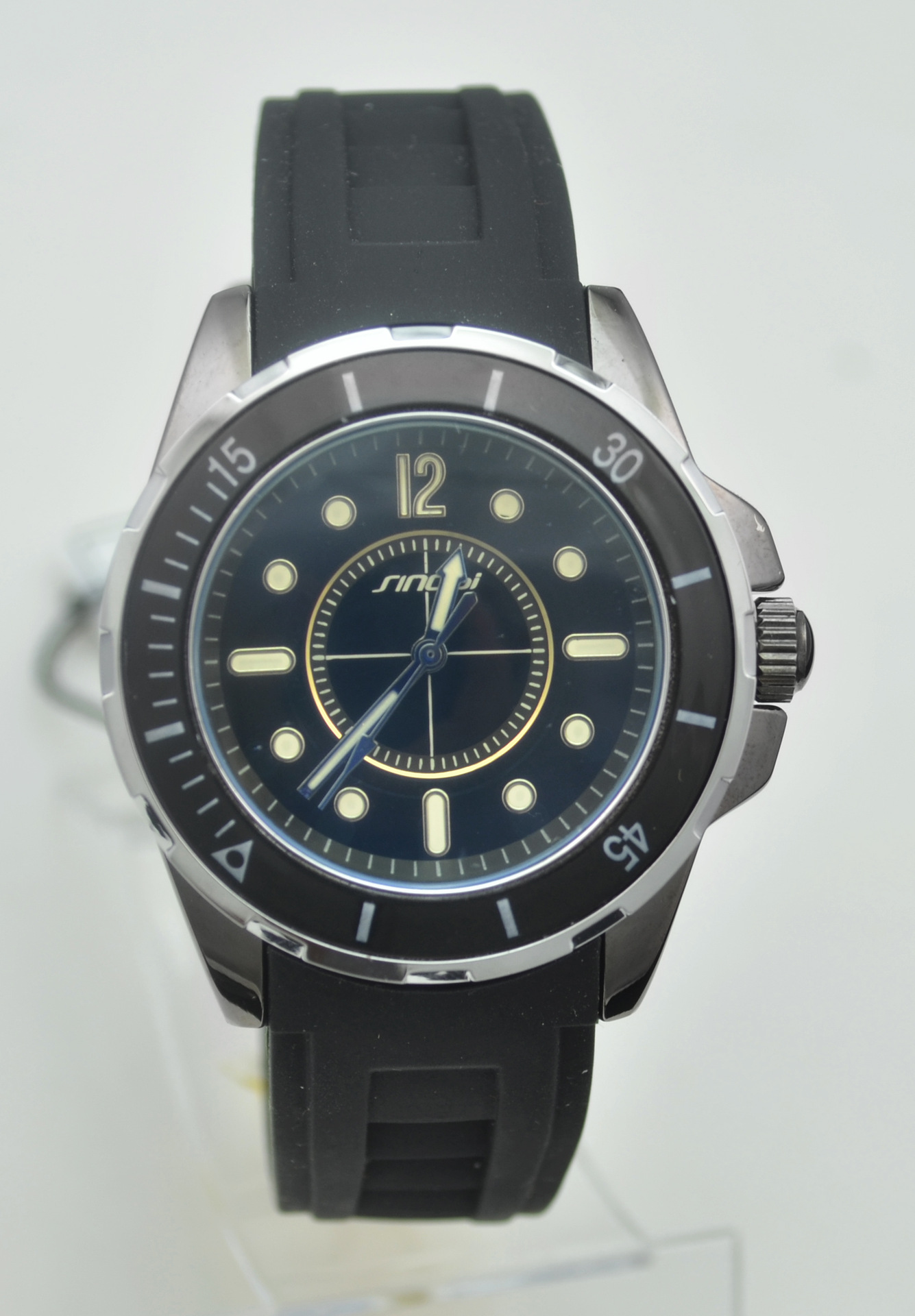 2013新款 推荐 正品时诺比 运动多功能手表 时尚夜光 石英表