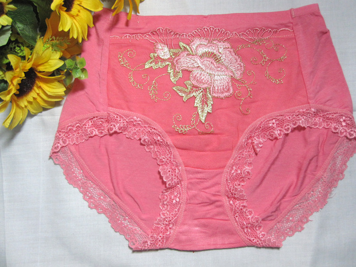 批发 竹纤维女士内裤 牡丹花刺绣内裤 蕾丝花边三角内裤 20175