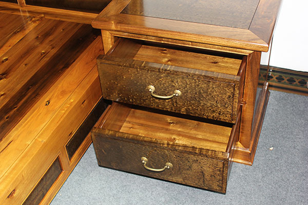 金丝楠木床(三件套)大地泉乌木新雨新乌木阴沉木家具