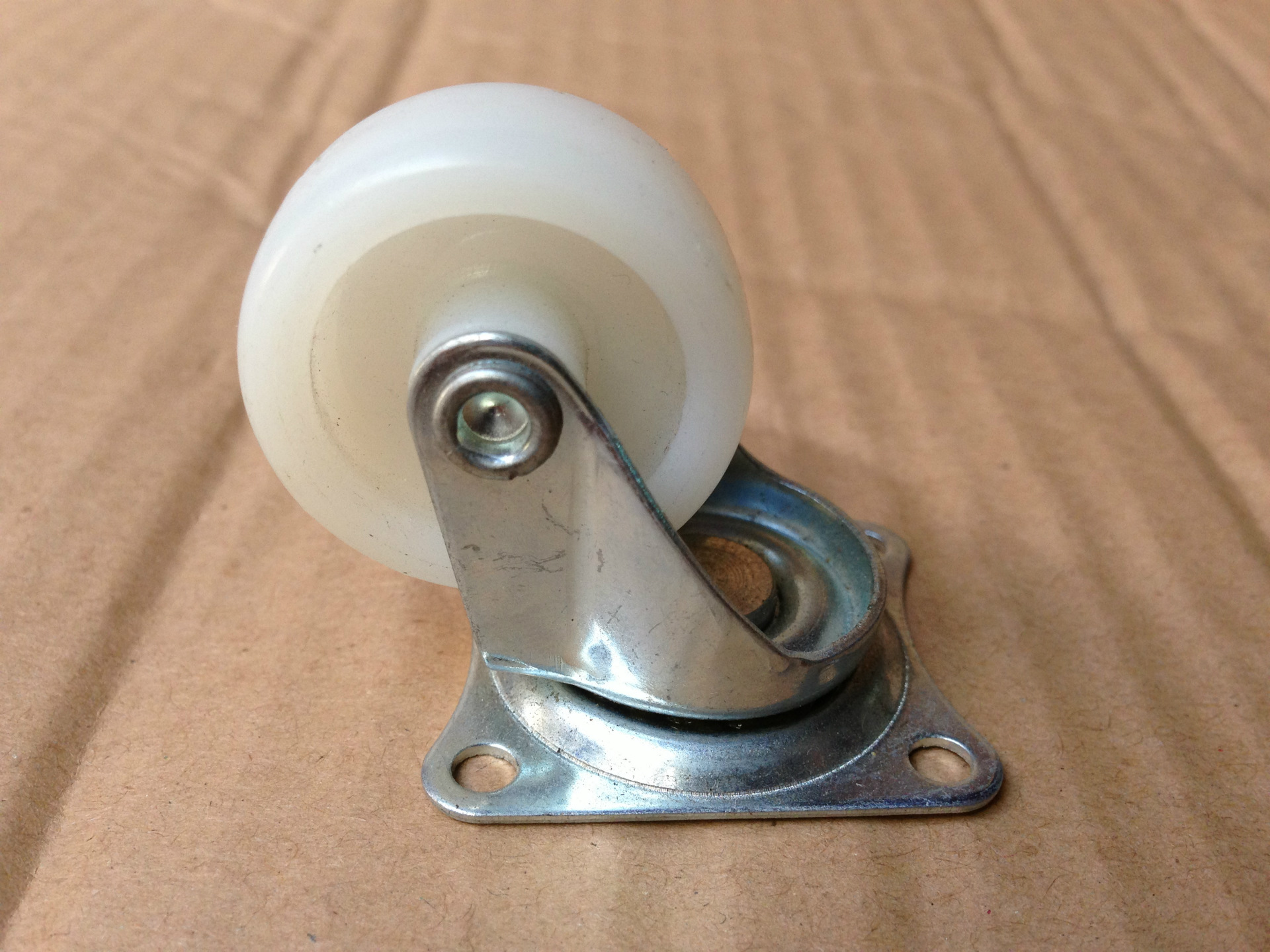 25寸,1.5寸,2寸,2.5寸白pp轮,活动,固定刹车,温州批发