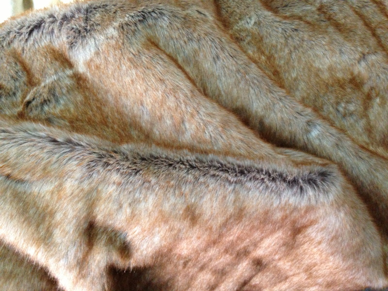 厂家直销仿真三色皮毛 原料品质有保障三色仿动物毛批发